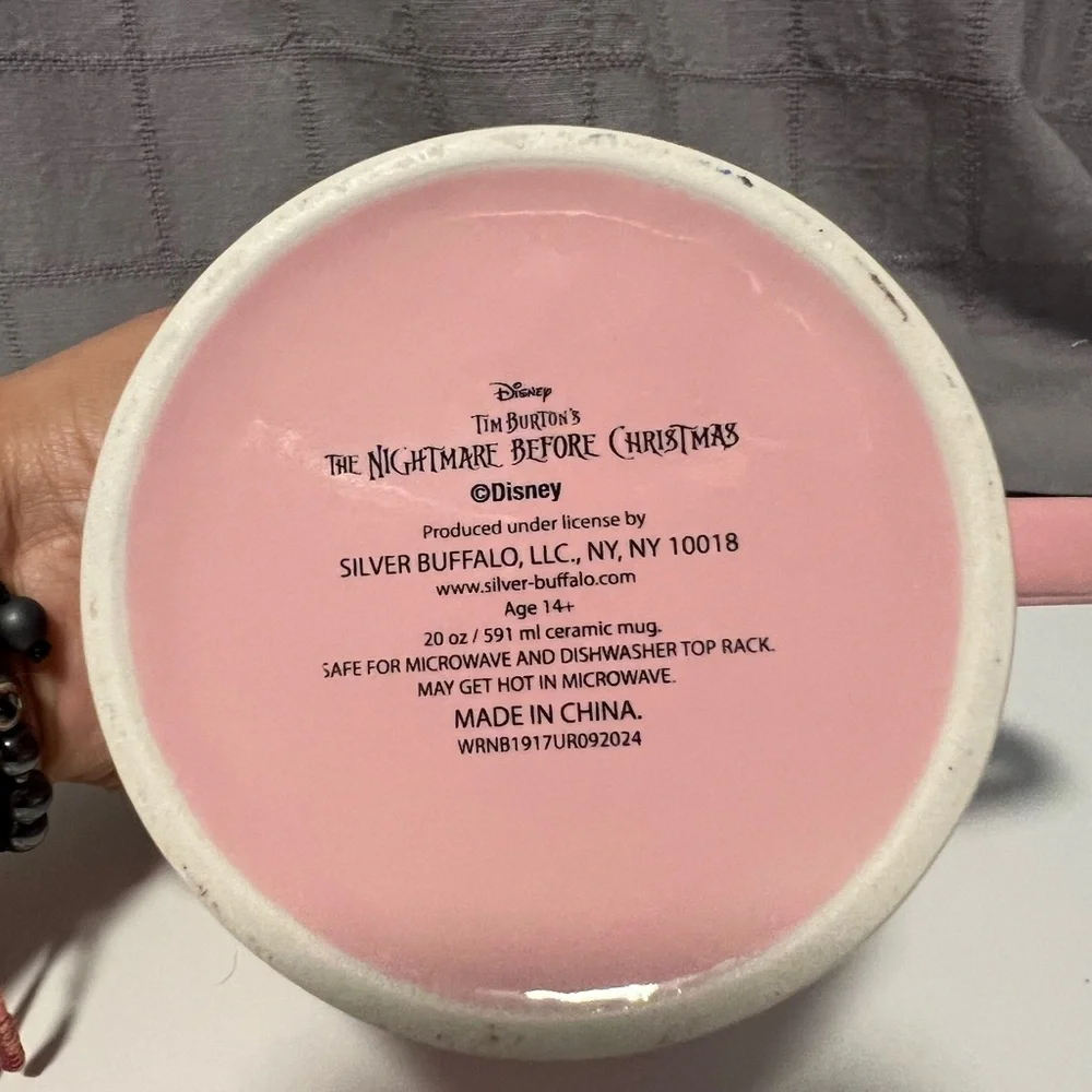 New Disney Mug/ The Nightmare Before Christmas mug - Picture 4 of 4